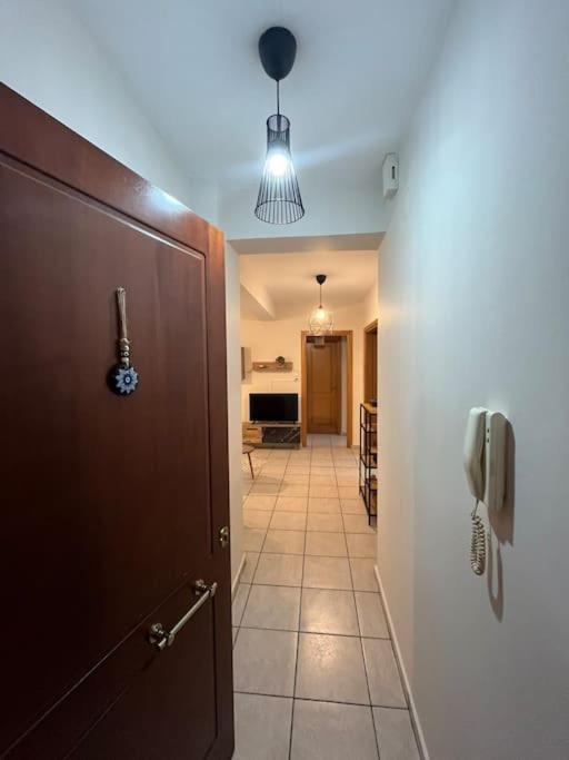 Aura Apartment Ioannina Bagian luar foto