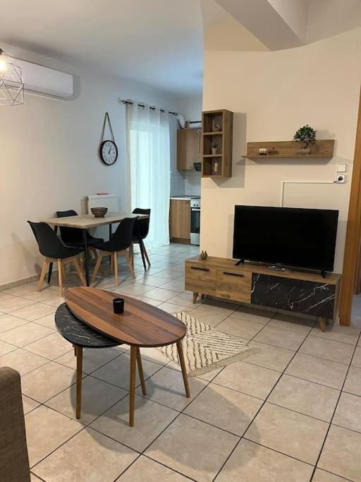 Aura Apartment Ioannina Bagian luar foto